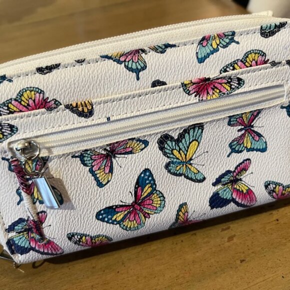 Safe Keeper Butterfly Decorated Wallet - Picture 5 of 9